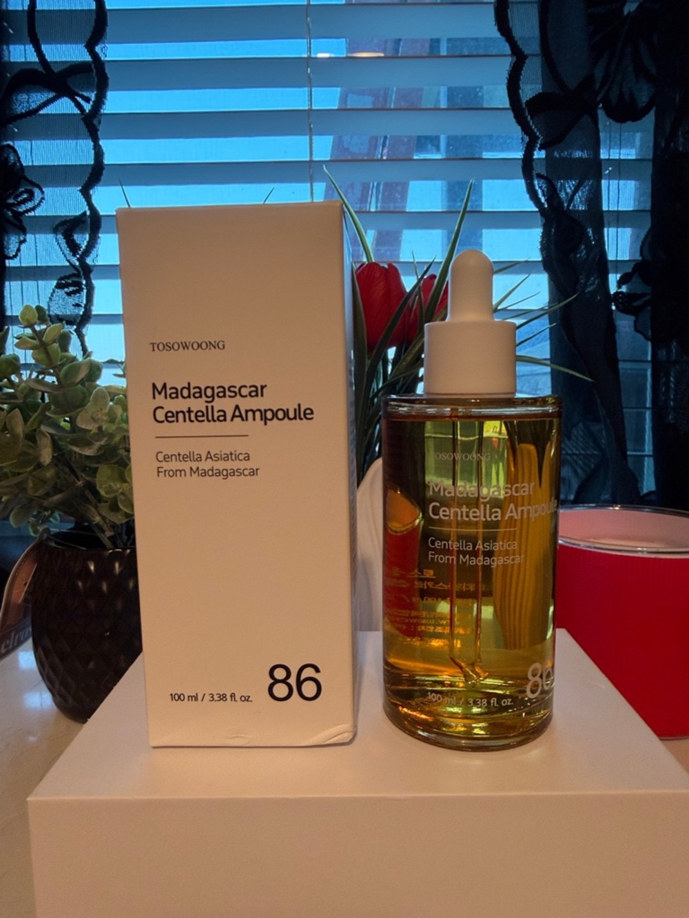 Madagascar Centella Ampoule - Golden Face Serum